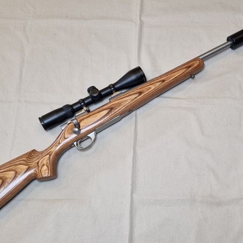 Weatherby Vanguard SS 308 Win m/Nikko 3-9x42 og A-Tec demper