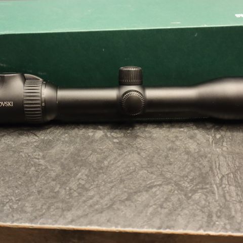 Swarovski Z6i 1,7-10x42 med flip (SR= skinnemontasje)