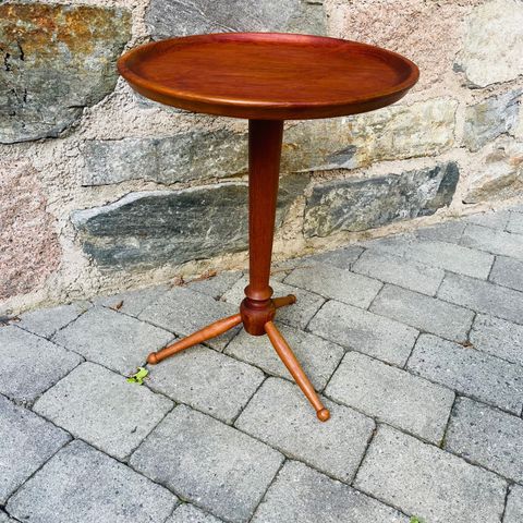 Retro teak heltre bord - Flott design!. Hent eller få levert