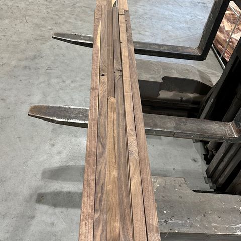 Valnøtt spiler 20x45 mm, ubehandlet, 2-sortering