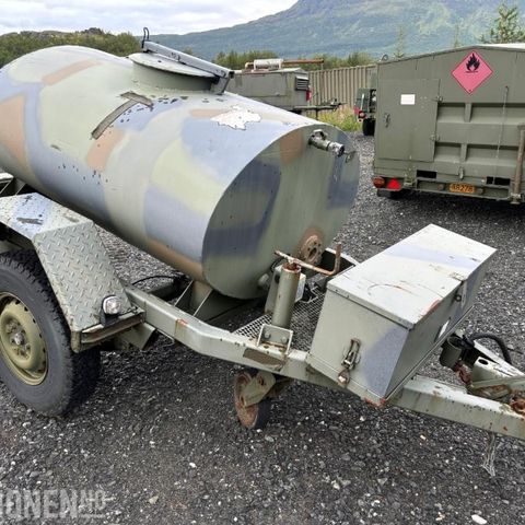 1985 MJØRUD TILHENGER, VANNTANK - T-10, 950L, avsluttes 10.09