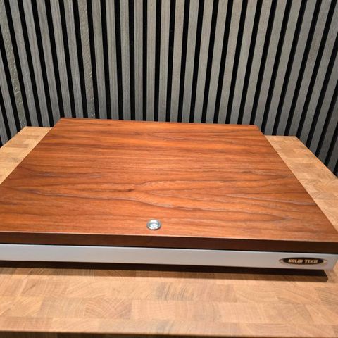 Solid Tech Base of Silence - Walnut/White