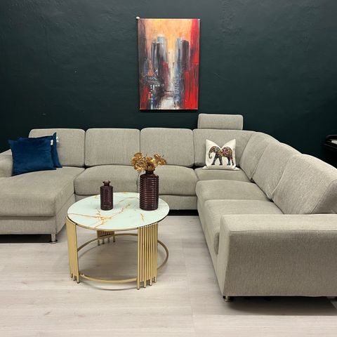 GRATIS LEVERING - SALG! Nyrenset og billig Skeidar design U hjørnesofa