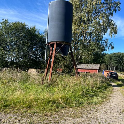 Gjødsel silo.