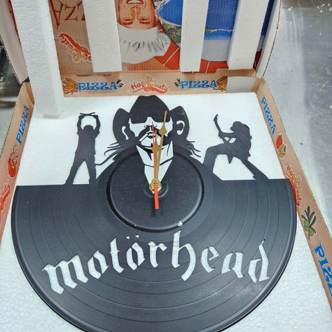 Motorhead veggklokke