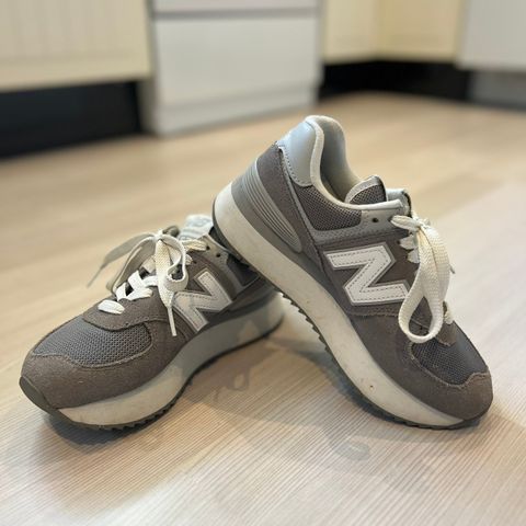 New Balance sneakers - 37