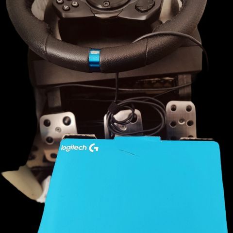 Driving kit for gaming