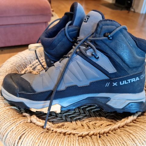 Salomon x ultra 4 i størrelse 41,3