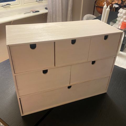 Moppe minikommode fra Ikea