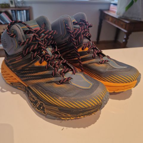 Hoka tursko st. 39