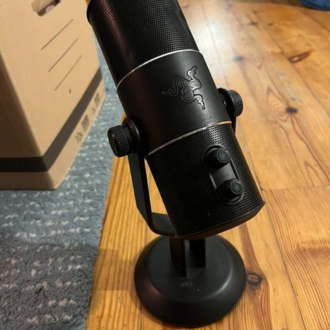 Razer Seiren mikrofon