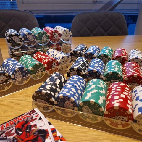 Pokersett 600 chips med valør