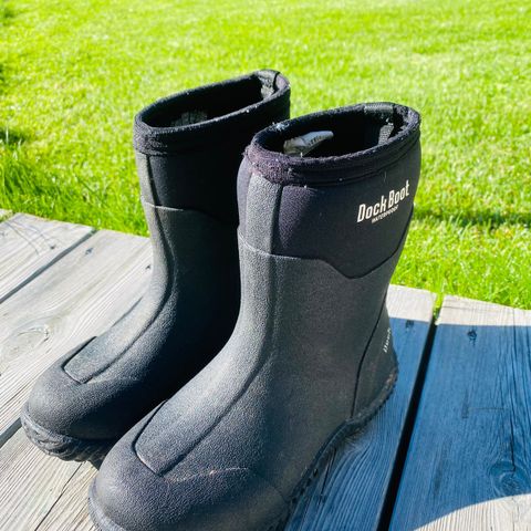 Dock boots 29