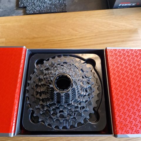 SRAM Force Etap AXS XG-1270 12-delt kassett, 10-33T