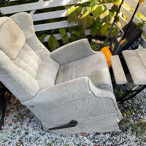 Hellegjerde Lea Recliner