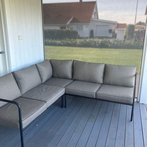 Hagemøbel, hjørnesofa.