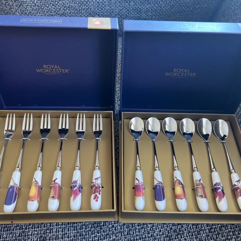 ROYAL WORCESTER Spoon and Forks