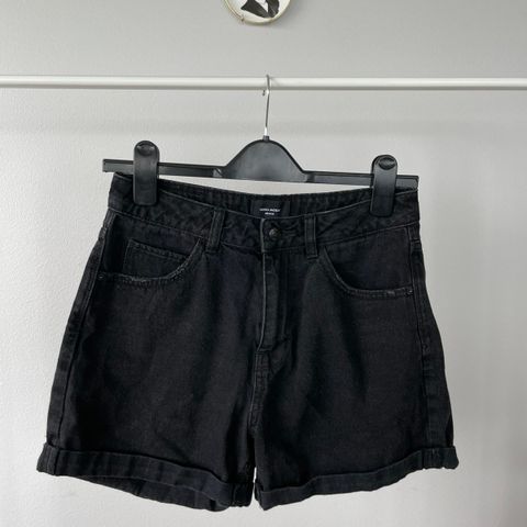 Vero Moda shorts M