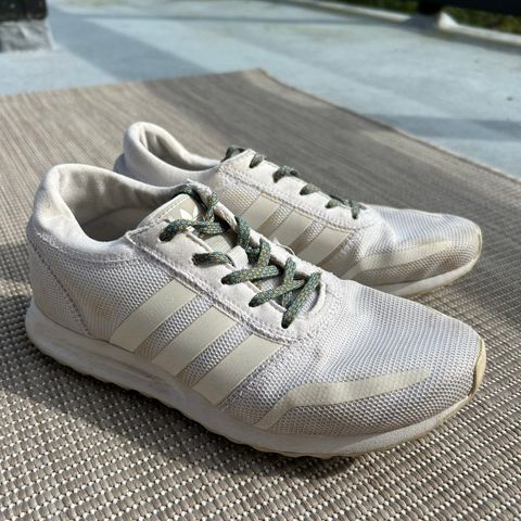 Adidas sko