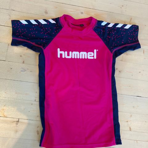 Hummel UV t-skjorte str 116