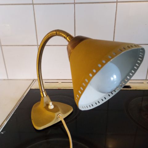 Bord/vegglampe EWA Varnamo, Sverige. 1950-tallet.