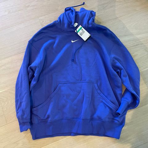 Nike hettegenser str xl. Mer som 2xl