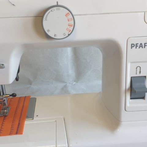 PFAFF  symaskin  hobby 310.