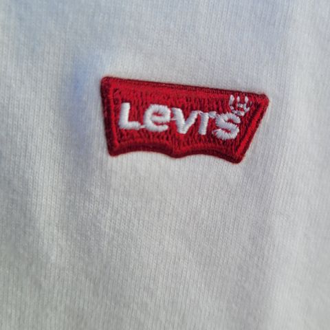 Levis t-skjorte