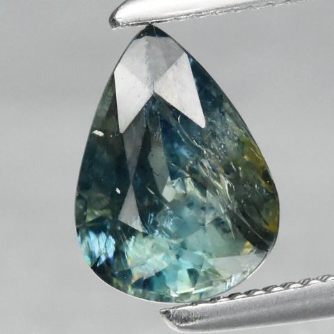 1.14 ct 7.5x5.5 mm Grønn-Blå Safir. Madagaskar