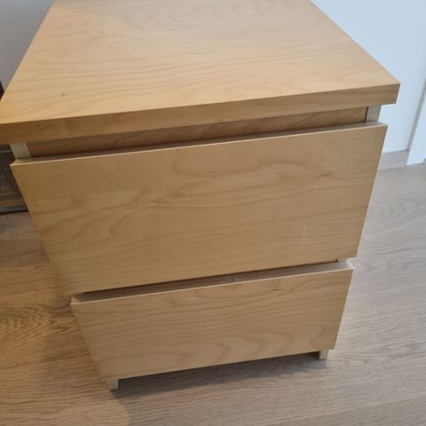 2 stk. IKEA Malm nattbord