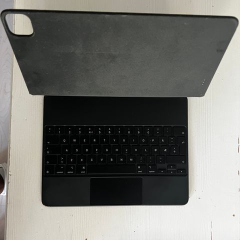 12,9" iPad Pro Magic Keyboard folio