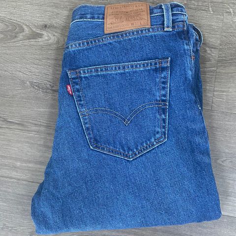 Levi’s Stay Loose str. 31-32