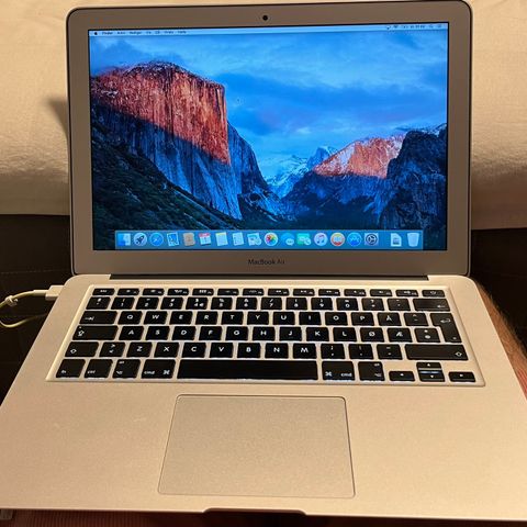 MacBook air (2015)