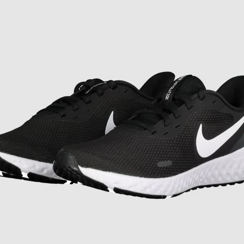 Nike Revolution 5 (str. 37,5)