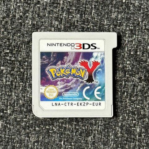 Pokémon Y - spill til Nintendo 3DS