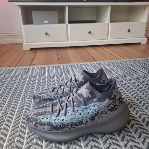 Adidas Yeezy Boost 380