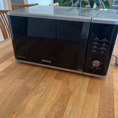 Samsung Mikrobølgeovn, MS23K3515AS