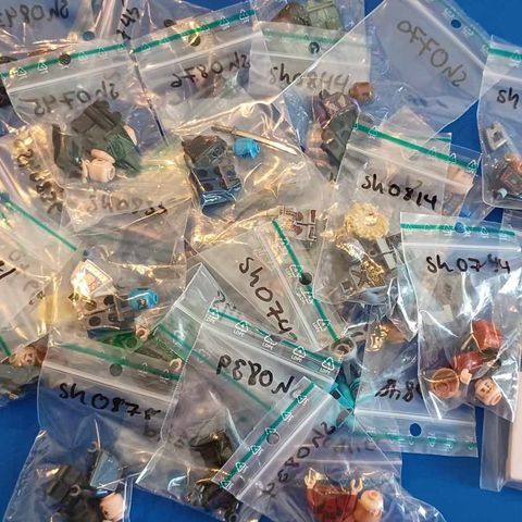 Lego Lot Minifigurer 100+. Star Wars, Marvel, Harry Potter, Disney og mer.