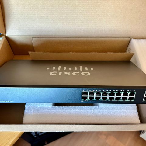 Cisco SG200-18 Switch Som ny.