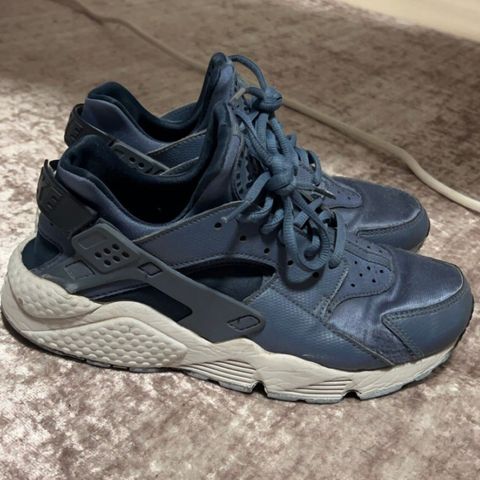 Nike air huarache størrelse 38