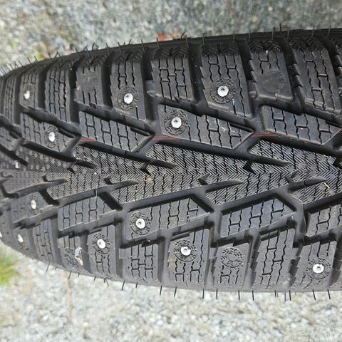 4 vinterdekk med felg for Peugeot 206