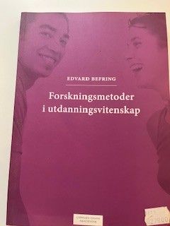 Faglitteratur: "Forskningsmetoder i utdanningsvitenskap".