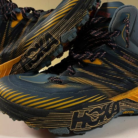 HOKA ONE SPEEDGOAT MID 2 GTX