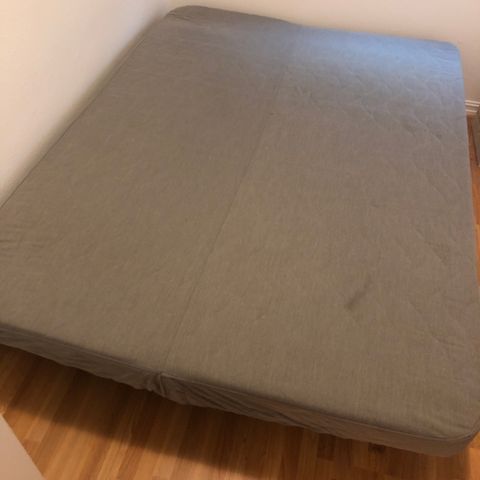 Sovesofa fra IKEA til slags