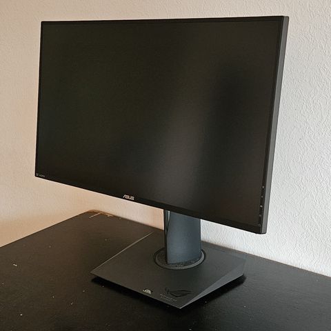 27" Gaming-skjerm