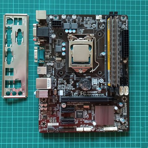 PC-pakke: i5-4460, 16GB ram, Gigabyte GA-H81M-D2V (socket 1150)