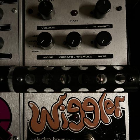 Electro-Harmonix WIGGLER