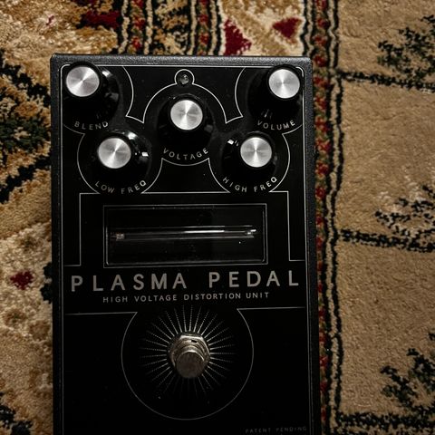 Gamechanger Audio Plasma Pedal