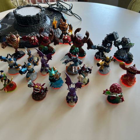 Skylanders pakke selges