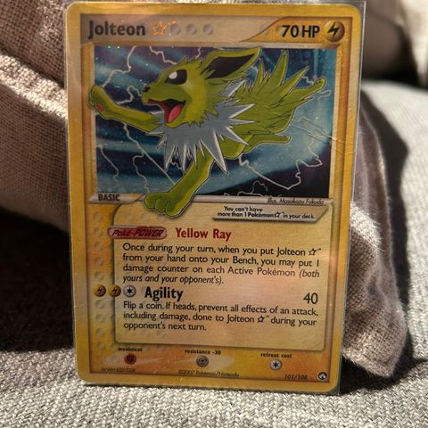 Jolteon 101/108 goldstar